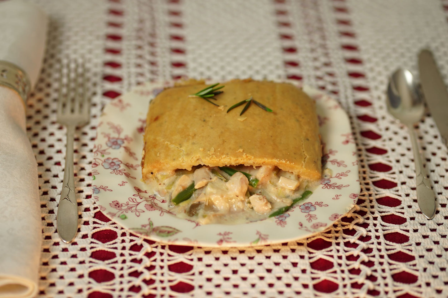 Parisian Style Turkey Pot Pie, Frozen